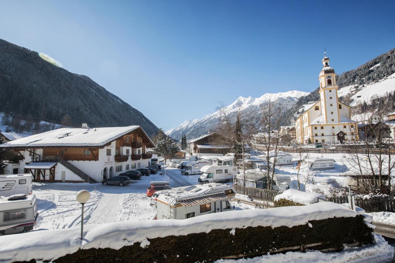 Aparthaus Camping Stubai Neustift im Stubaital Exteriör bild